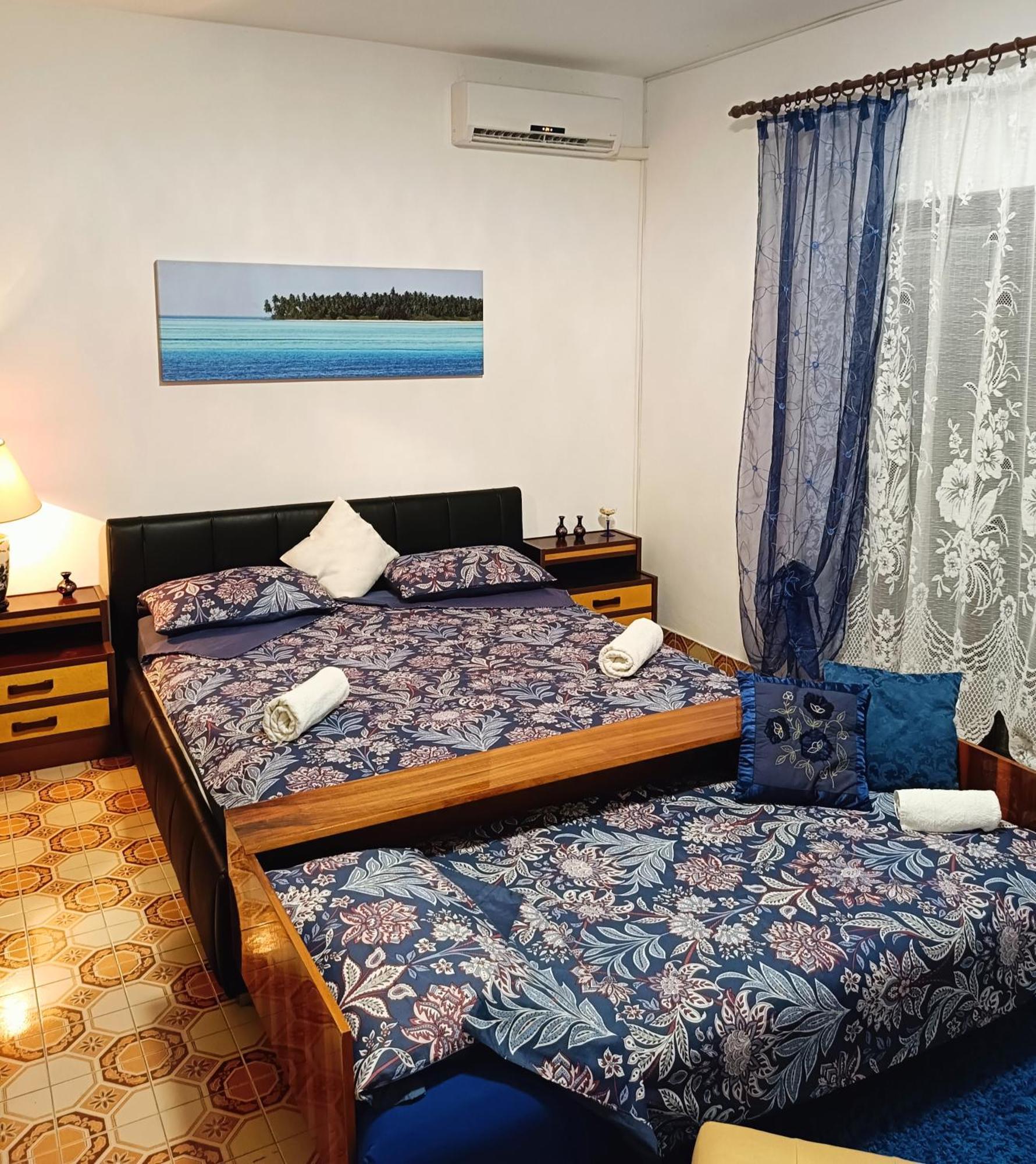 Apartments Villa Laura بولا المظهر الخارجي الصورة